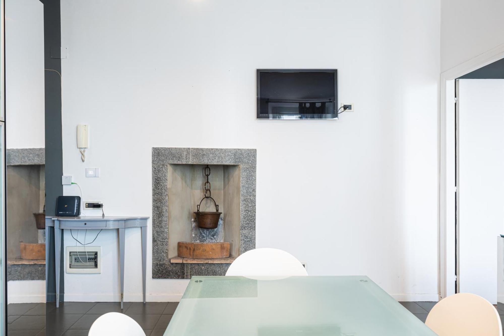 Spacious Onebedroom Navigli - Mirable Pm Milano Eksteriør bilde
