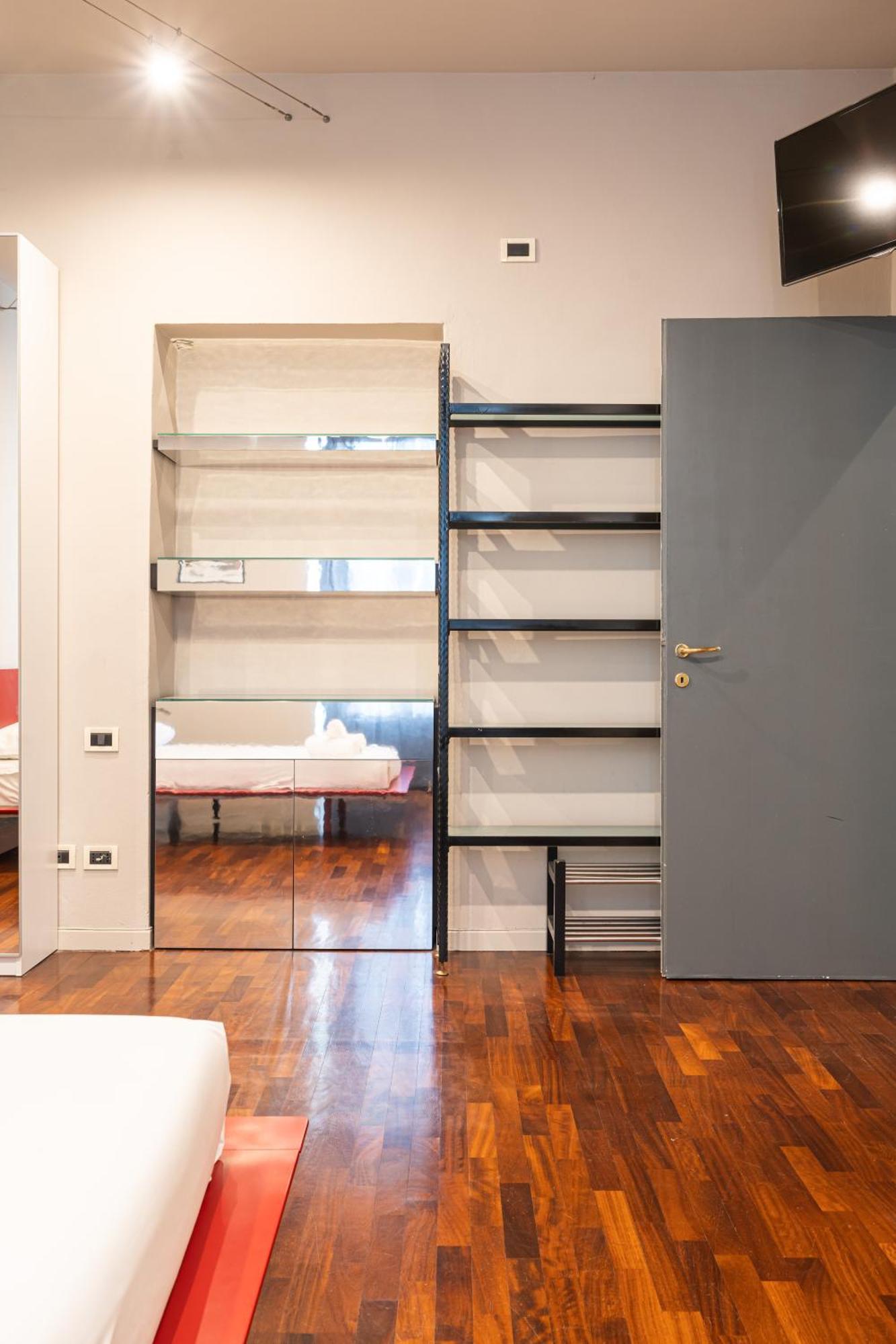 Spacious Onebedroom Navigli - Mirable Pm Milano Eksteriør bilde